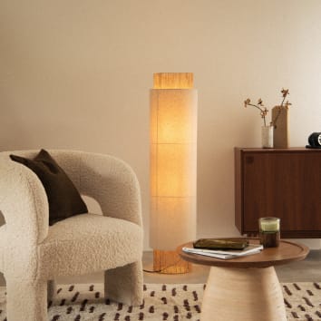 lampe tube dans une salle de bain pour une ambiance chaleureuse