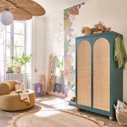 Armadio a ante verde scuro e rattan intrecciato Dabali Maisons