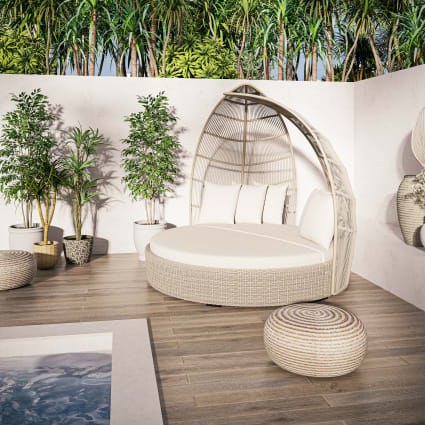 Bain de soleil rond places en résine recyclé et coussins blancs