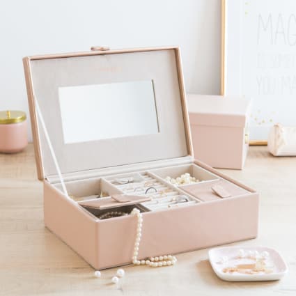 Boîte Cadeau Vide Rose – Petit écrin à Bijoux 9 X 9 X 1,7 Cm Avec Mousse Noire | Idéal Pour Bagues, Colliers, Cadeaux Personnalisés