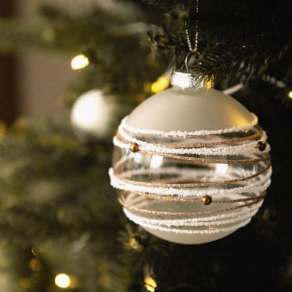 Boules De Noël Blanches Et Dorées – Lot De 12 Ornements En PVC, Diamètre ~8 Cm, Décorations Pour Sapin, Balustrade, Mariage, Magasin - 8