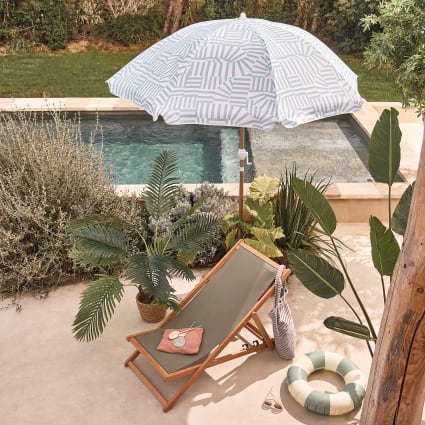 BLUU Sunbrella Parasol à 3 Niveaux De 2,7 M Pour Table De Marché, Parasol De Terrasse En Aluminium Avec Auvent En Tissu Acrylique Résistant à La Décoloration De 5 Ans Avec Housse