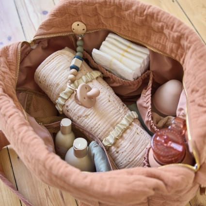 Sac à langer terracotta matelassé Oia Maisons du Monde