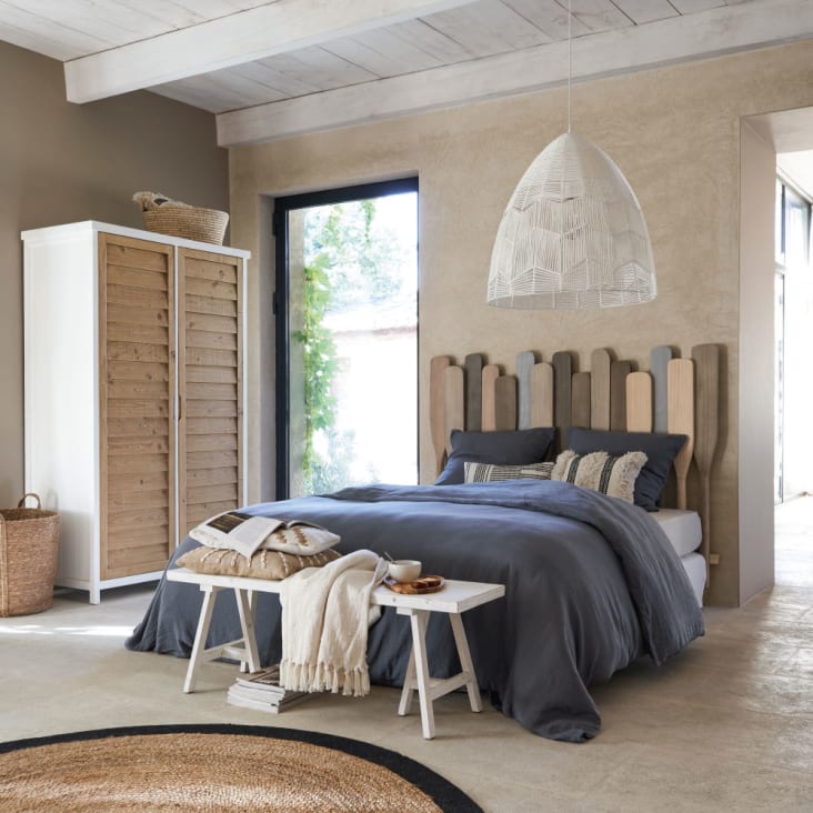 Armoire 3 portes 2 tiroirs en épicéa massif Esterel Maisons du Monde