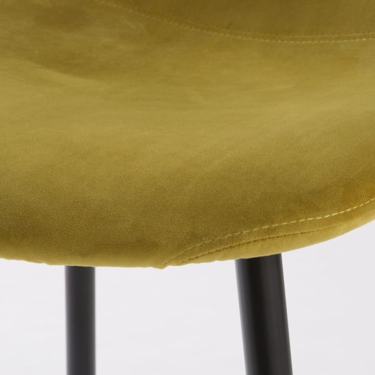 Chaise style scandinave en velours jaune-Clyde detail-3