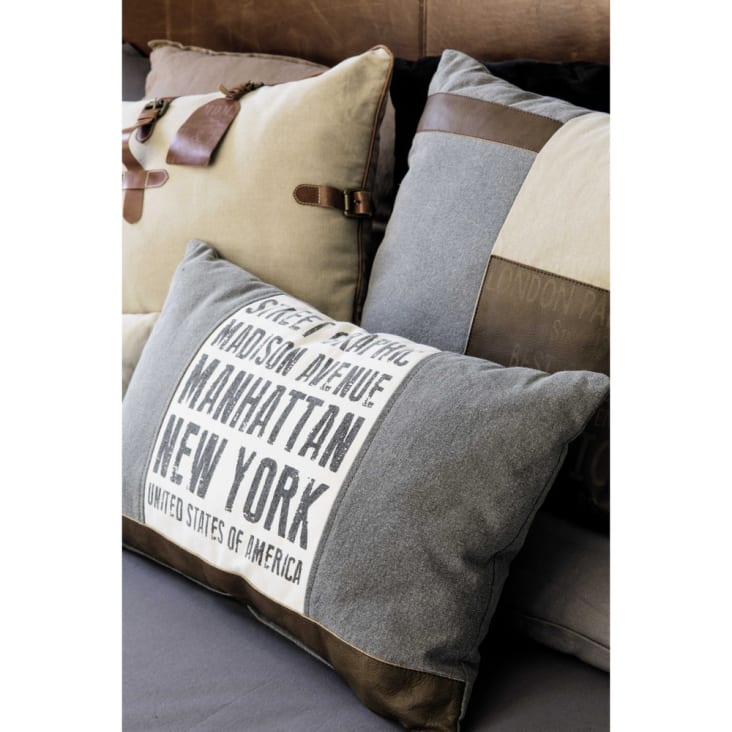 Coussin en coton gris et marron imprimé 40x60-Street Graphic ambiance-6