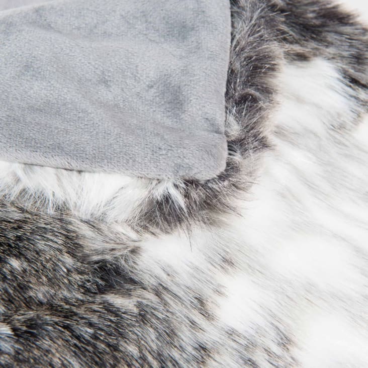Decke aus grauem Kunstpelz 150x180-Lynx detail-5