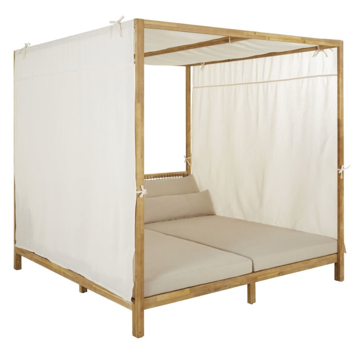 Himmelbett für den Außenbereich aus geflochtenem Kunstharz und hellem