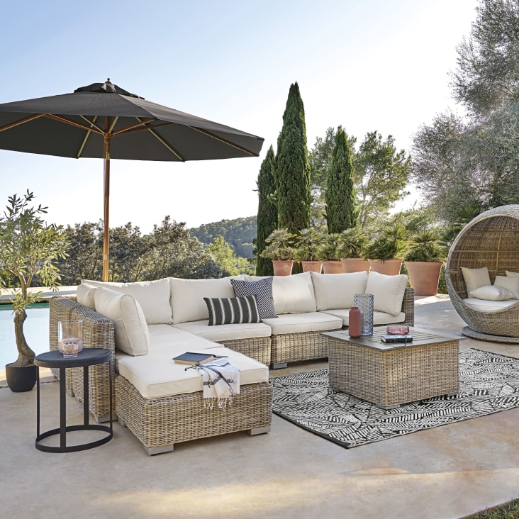 Lage beige moduleerbare wicker fauteuil met ecrukleurige kussens Sardaigne Maisons du Monde
