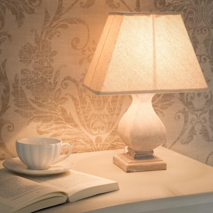 Lamp van paulowniahout en linnenkleurige lampenkap-Emilia ambiance-1