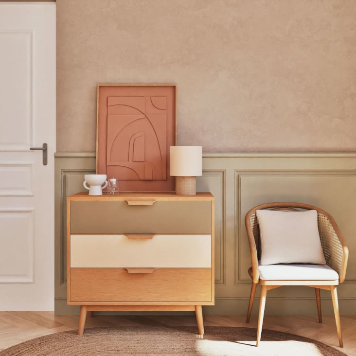 Lampada in rattan intrecciato con paralume in poliestere riciclato beige