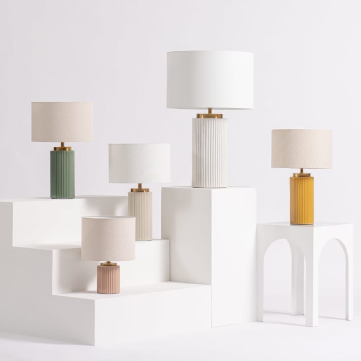 Lampe aus beige Keramik mit Lampenschirm aus recyceltes Polyester -Vigo ambiance-2