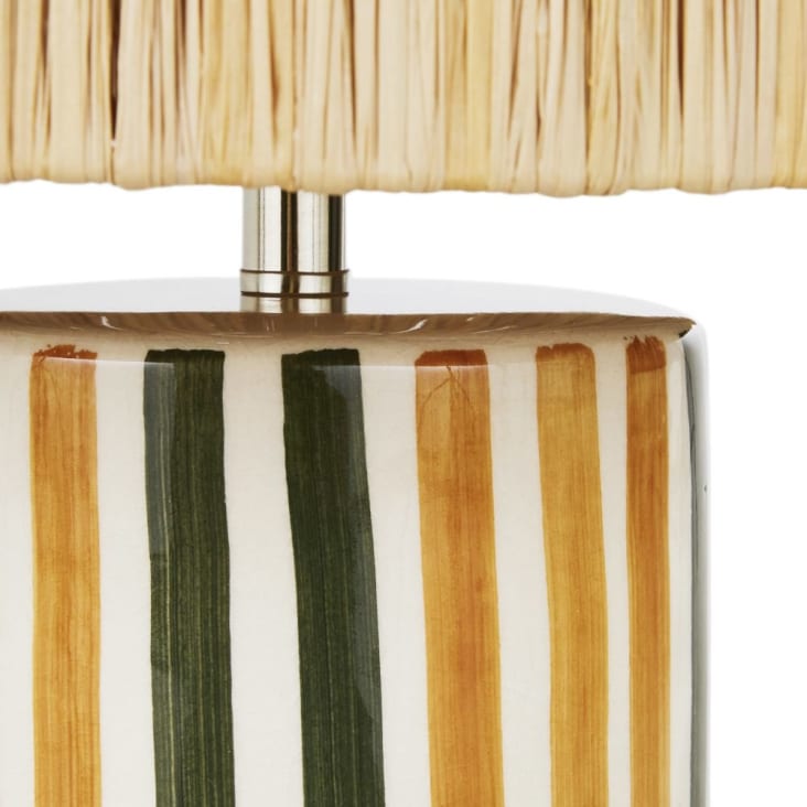 Meerkleurige gestreepte keramische lamp met bruine lampenkap van raffia-AVEIRO cropped-2