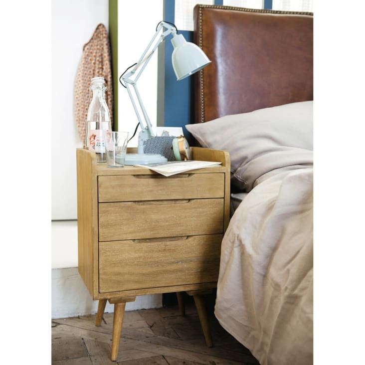 Mesa de cabeceira vintage com 3 gavetas de madeira de mangueira-Trocadero ambiance-8