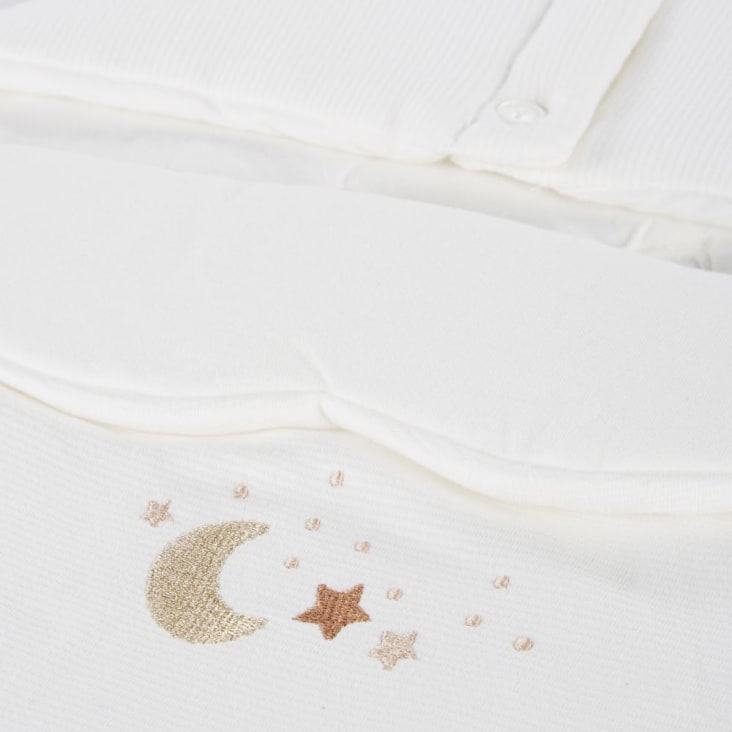 Nid d'ange bébé en coton biologique blanc avec broderies étoile et lune-OIA cropped-2