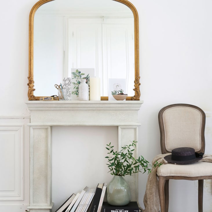 Specchio con modanature in resina e legno di paulonia dorati 98x108 cm-OMERA ambiance-1
