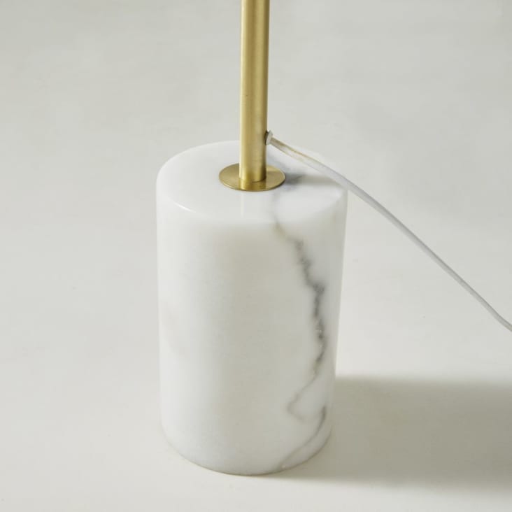 Stehlampe aus goldenem Metall und weißem Marmor H156-TAYLOR cropped-4