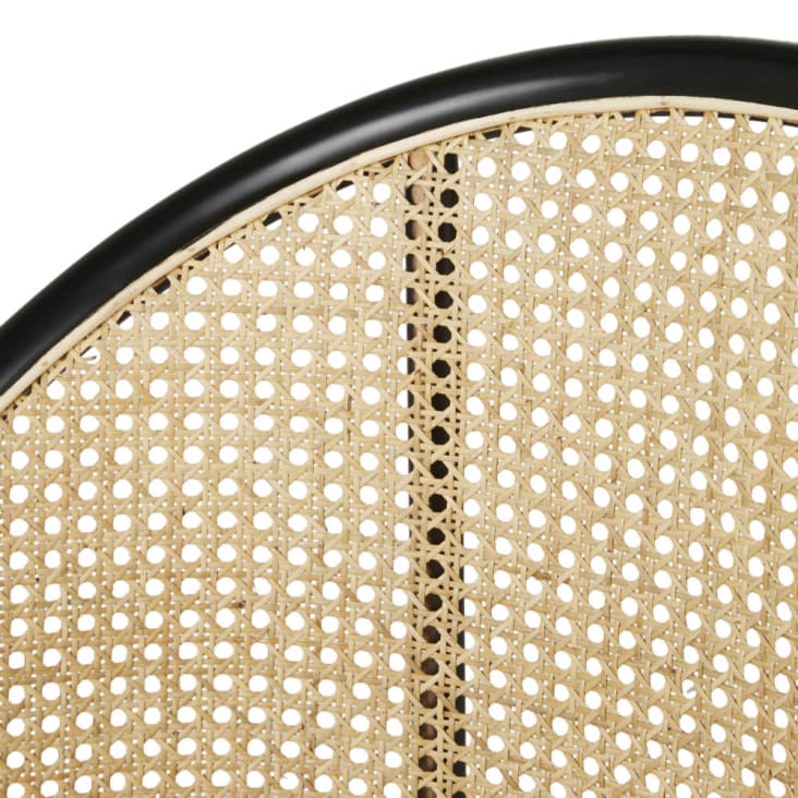 Stuhl mit Armlehnen, schwarzem Samtbezug und aus Rattangeflecht  