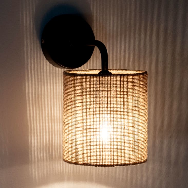 Wandleuchte aus schwarzem Metall und mit Lampenschirm aus Jute BORHOMET |  Maisons du Monde