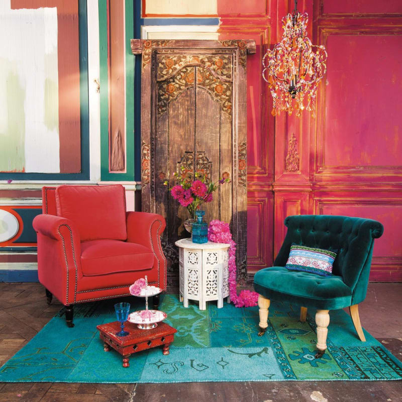 Bout de canapé en bois de manguier gravé blanchi - miniature 9