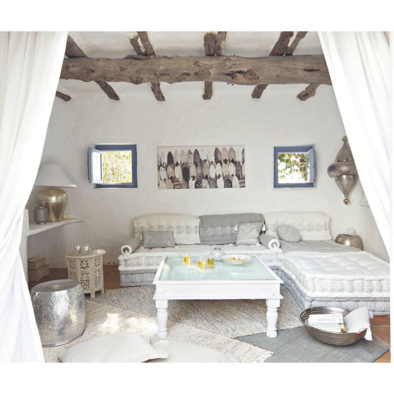 Bout de canapé en bois de manguier gravé blanchi - miniature 10