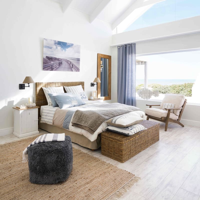 Bout de lit en mahogany massif et rotin L 130 cm - miniature 4