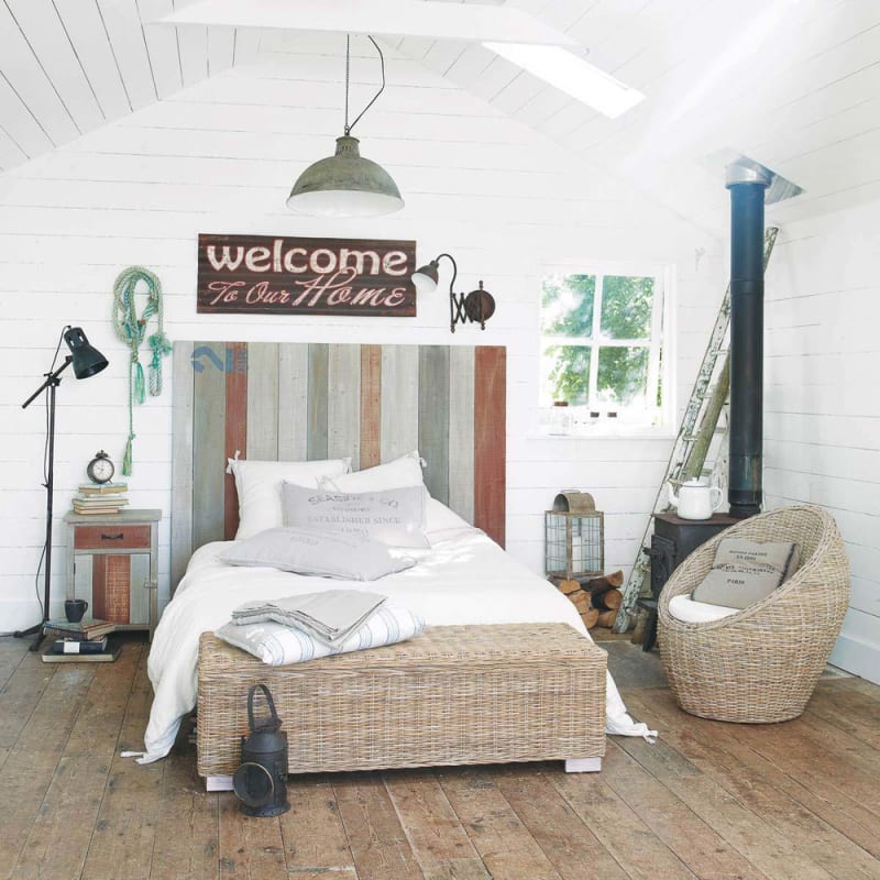 Bout de lit en mahogany massif et rotin L 130 cm - miniature 9