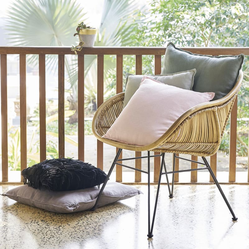 Fauteuil en rotin et acier noir - miniature 9