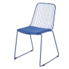 Cadeira em metal azul