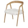 Stuhl mit beigefarbenem Fellimitat und Eschenholz