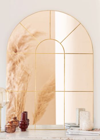 ORANGERIE - Miroir fenêtre arche en métal doré 80x110