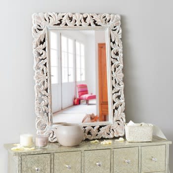 Miroir à pied ovale style shabby chic aspect bois blanc
