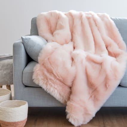 Coperta Mellowdy In Finta Pelliccia Di Coniglio - Rosa Loto 60x80 Cm - Morbida E Setosa Per Divano E Letto