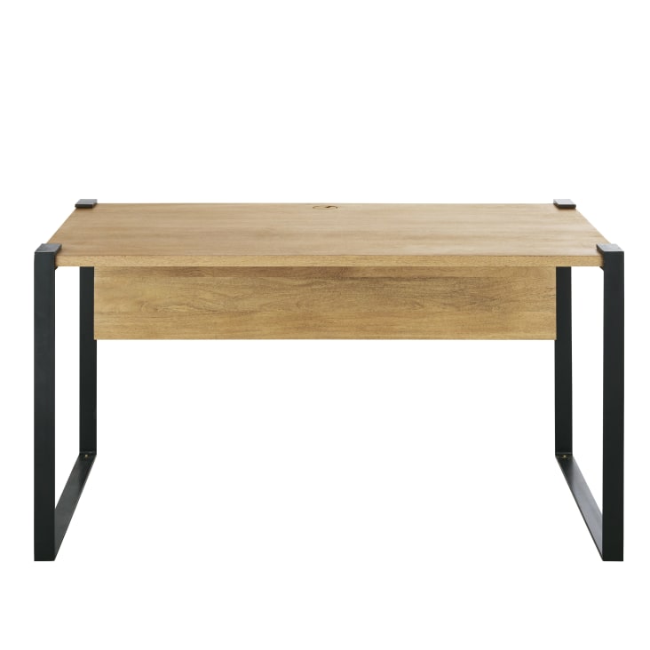 Scrivanie in legno massello: design elegante e qualità artigianale