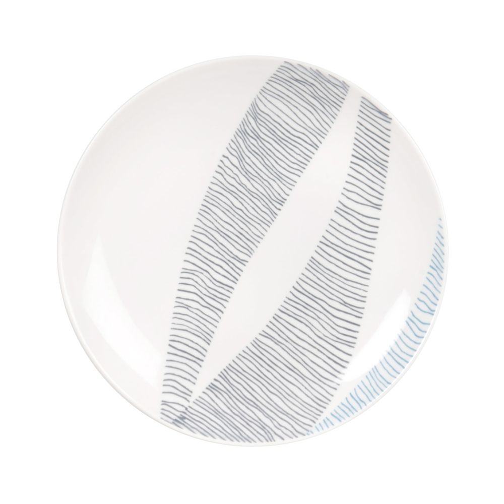 Assiette à dessert en porcelaine blanche et bleue à motifs