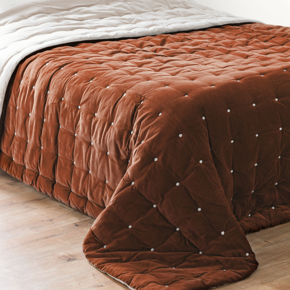 Boutis en velours de coton caramel et écru 240x260 Boutis en velours de coton caramel et écru 240x260