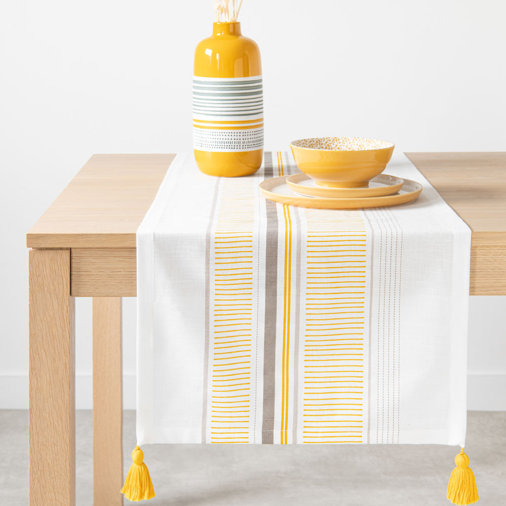 Chemin de table en coton à motifs 48x150 (photo) Chemin de table en coton à motifs 48x150