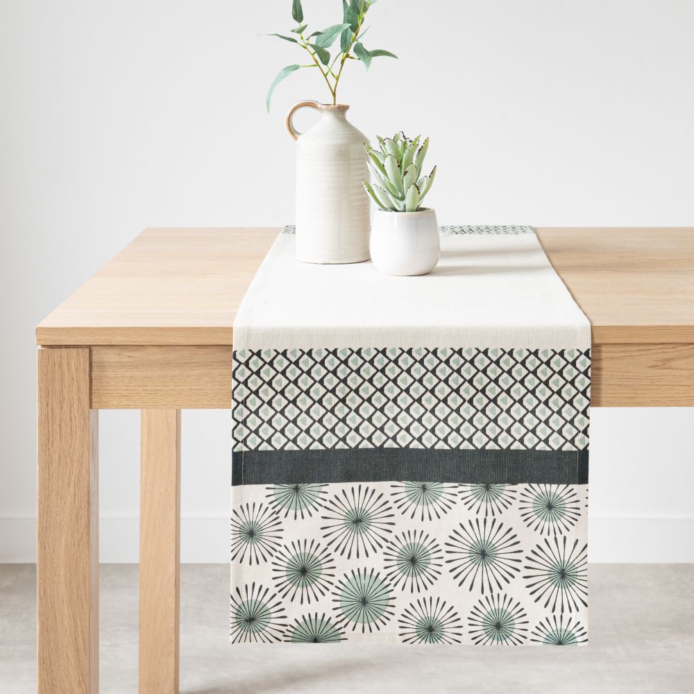 Chemin de table en coton bleu, bleu vert et blanc 40x150 (photo) Chemin de table en coton bleu, bleu vert et blanc 40x150