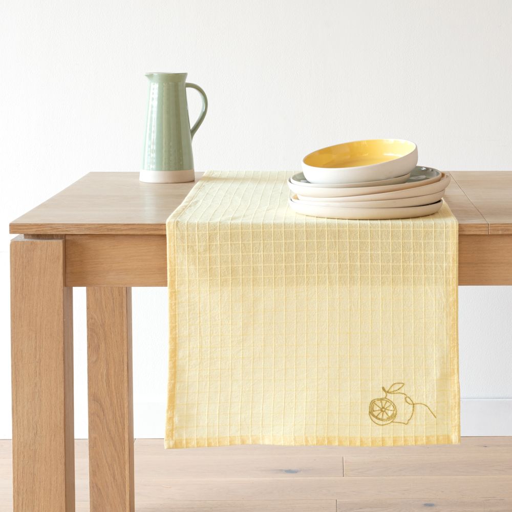Chemin de table en coton tissé motifs brodés jaunes 48x150