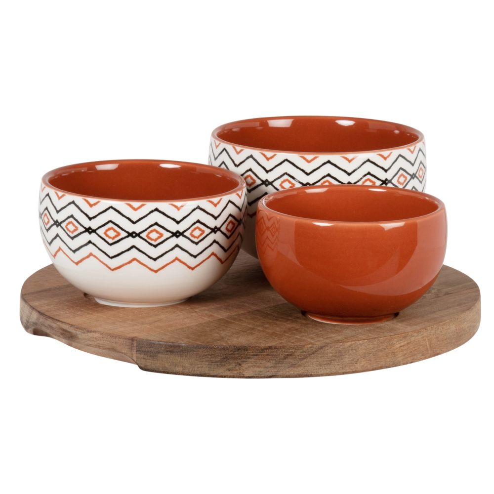 Coupelles apéritives en grès beige, chocolat et noir (x3) et plateau en bambou Coupelles apéritives en grès beige, chocolat et noir (x3) et plateau en bambou