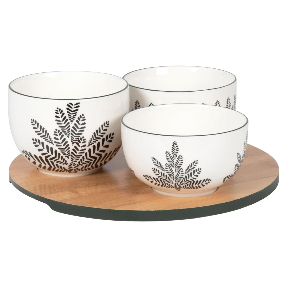 Coupelles apéritives en porcelaine noire, blanche et verte (x3) et plateau en bambou (photo) Coupelles apéritives en porcelaine noire, blanche et verte (x3) et plateau en bambou