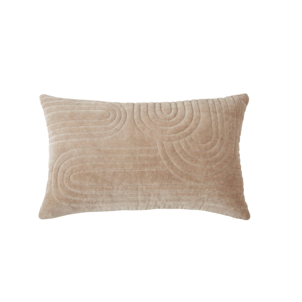 Coussin en velours de coton beige motifs reliefés et brodés dorés 30x50 Coussin en velours de coton beige motifs reliefés et brodés dorés 30x50
