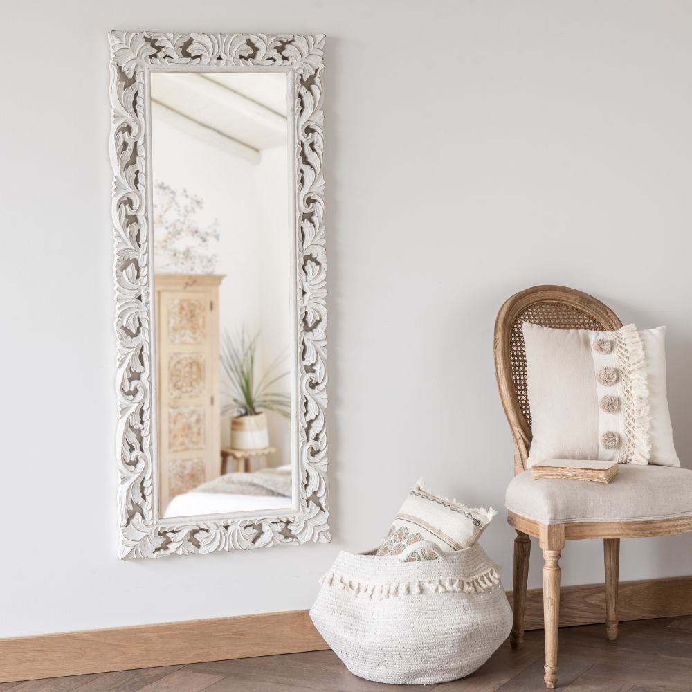Miroir en manguier sculpté blanc 54x130 (photo) Miroir en manguier sculpté blanc 54x130