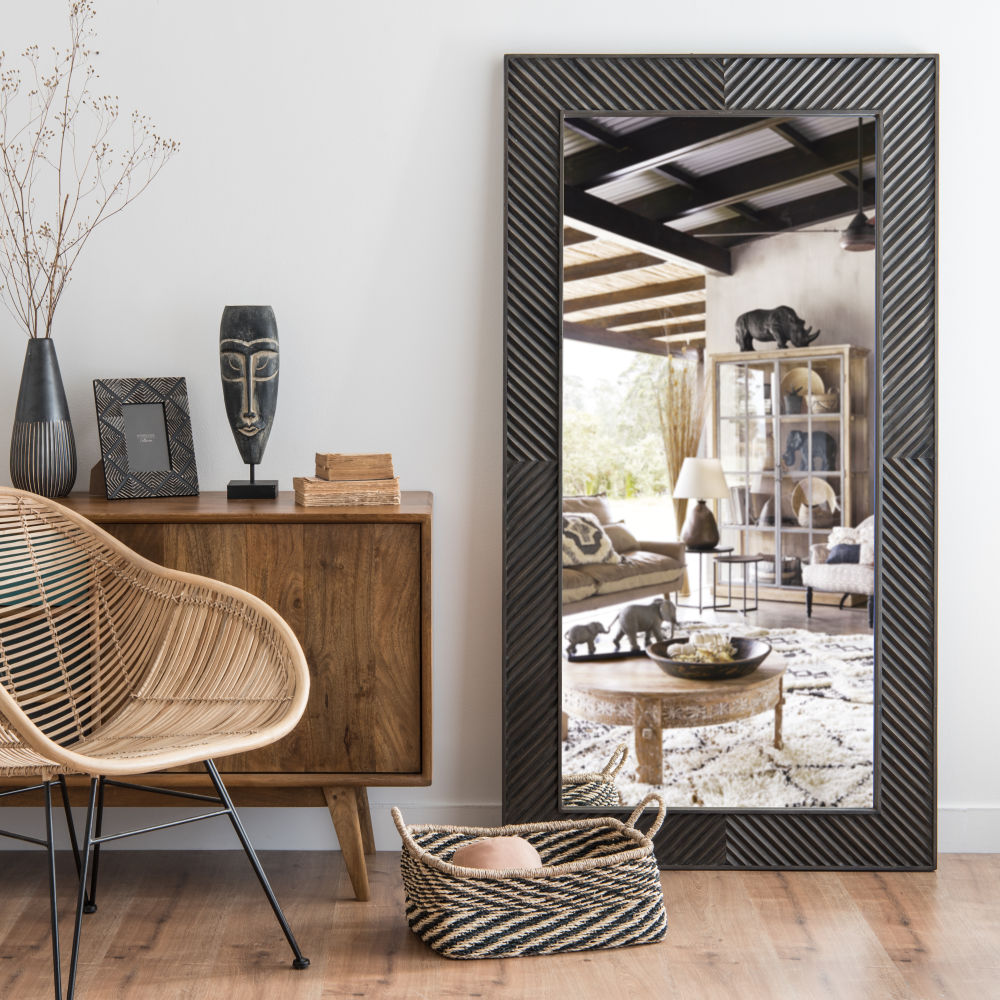 Miroir en manguier sculpté foncé 85x160 (photo) Miroir en manguier sculpté foncé 85x160