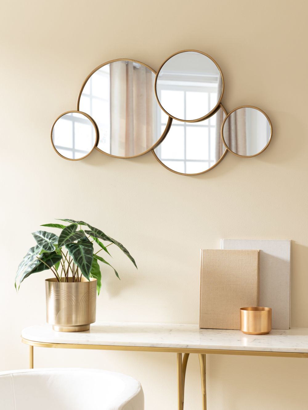 Miroir en métal doré 80x44 Miroir en métal doré 80x44