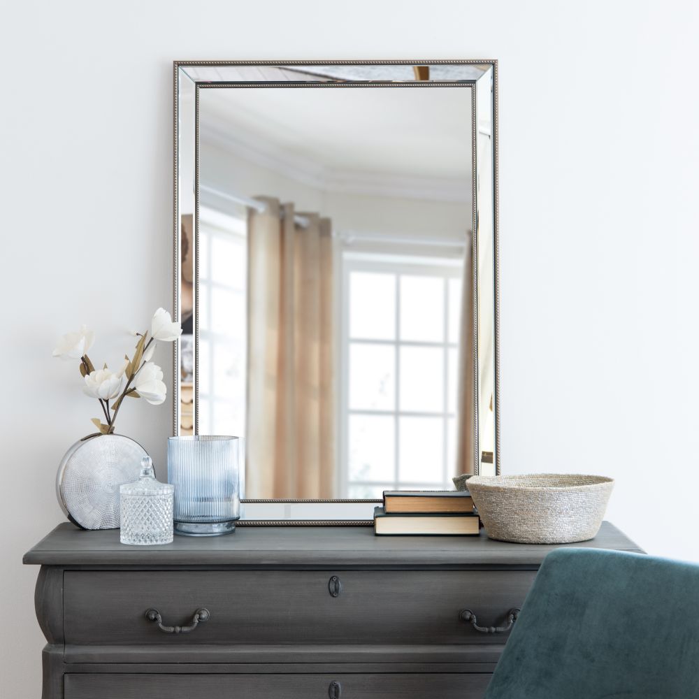 Miroir encadrement perlé 70x100 Miroir encadrement perlé 70x100