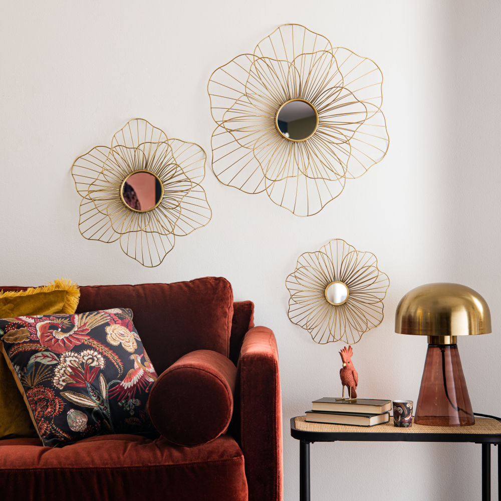 Miroirs fleurs en métal doré (x3) Miroirs fleurs en métal doré (x3)