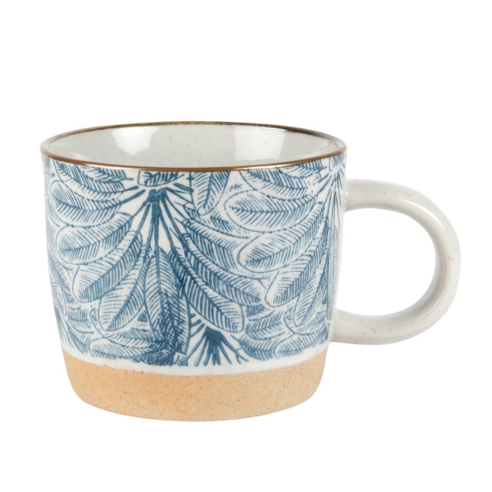 Mug en faïence blanche motif feuillage bleu