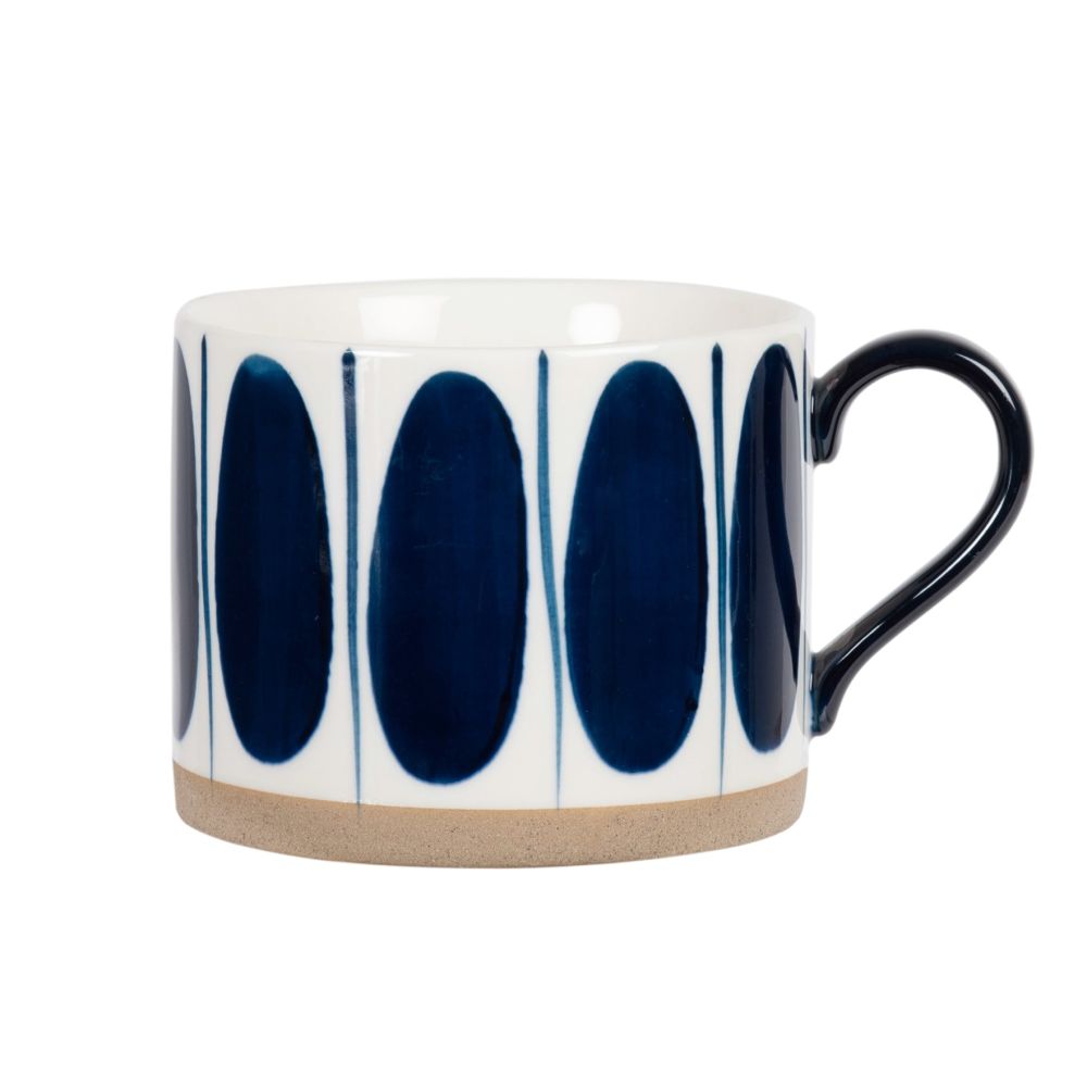 Mug en faïence blanche motifs ovales bleus