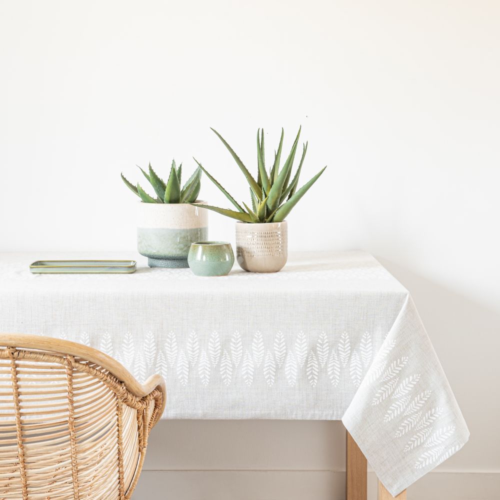 Nappe en coton bio beige imprimé écru 140x250